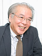 文学部英米文学科 教授 折島 正司